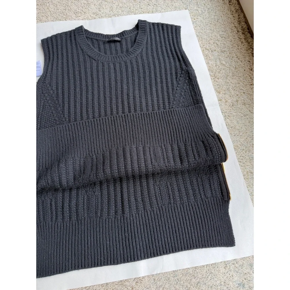 The Row Cashmere Merino Ribbed Side Zip Sweater Vest Black Made in USA M